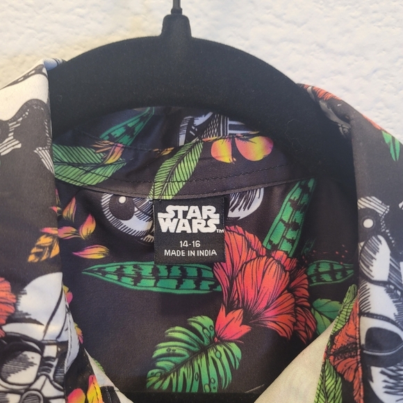 Boys Star Wars Black Pink Floral Casual Button Down Hawaiian Shirt sz 14 / 16 - Picture 3 of 5